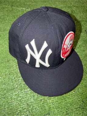 New York Yankees Navy Baseball Cap with White Logo